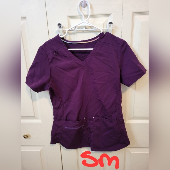 Scrub Tops - Picture 3 of 4